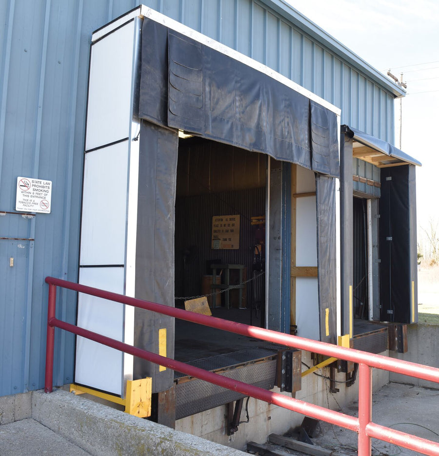 DOCK SHELTER 24 IN PROJECTION 11X10.5 FT