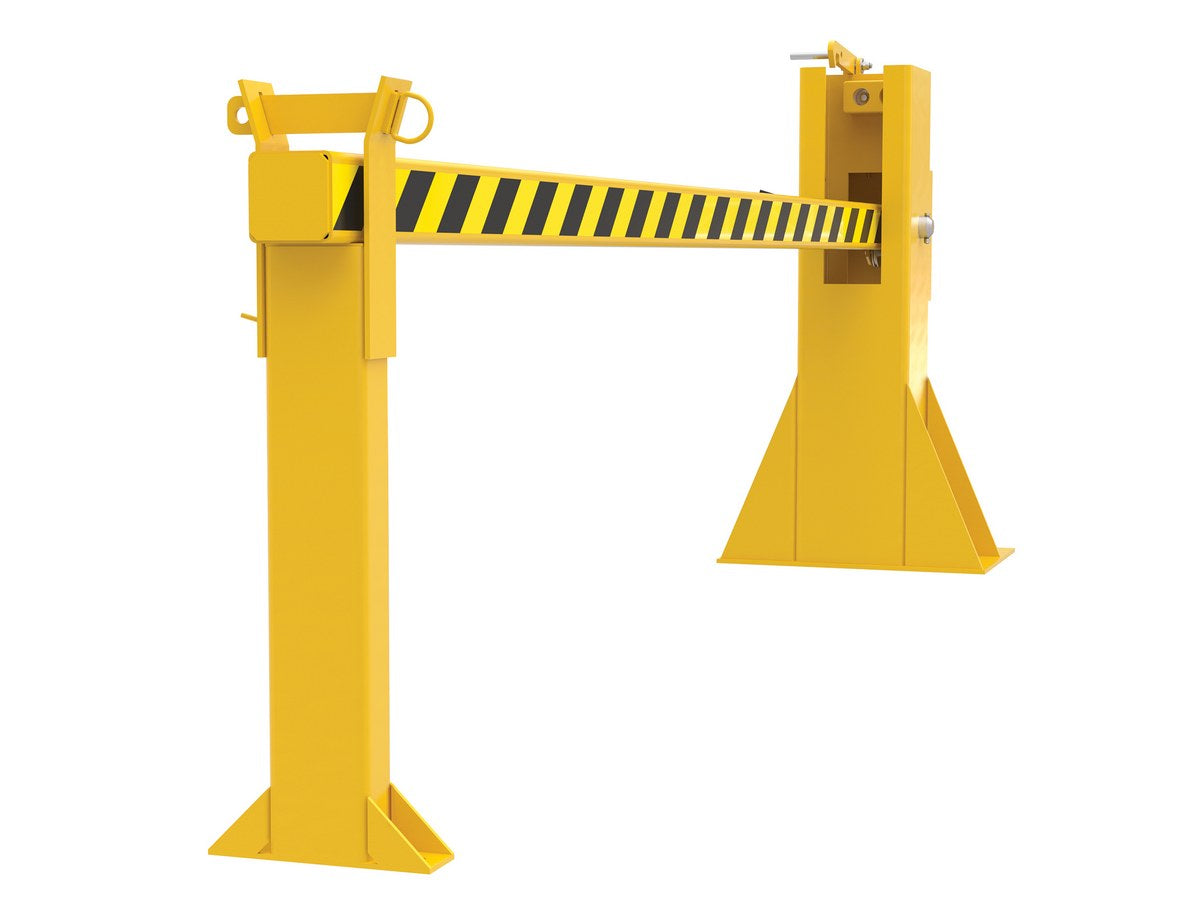 8' x 8' Mechanical Dock Barricade