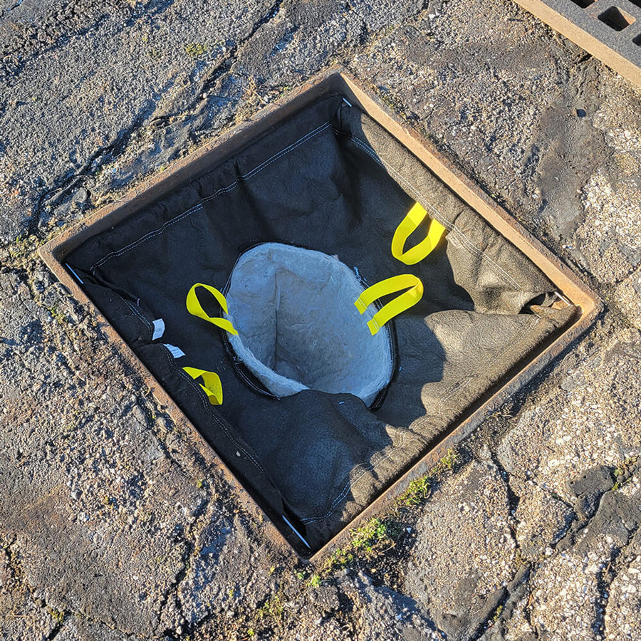Oil-Absorbing Spilltration® Cone Insert for Storm Sentinels®, Gray