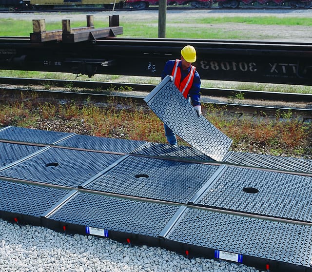 Ultra-Track Pan, Grate Only For Center Pan - Left Grate - 52" x 26" x 4"