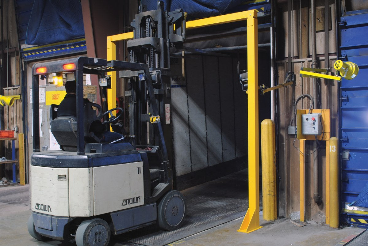 8' x 8' Overhead Door Barrier