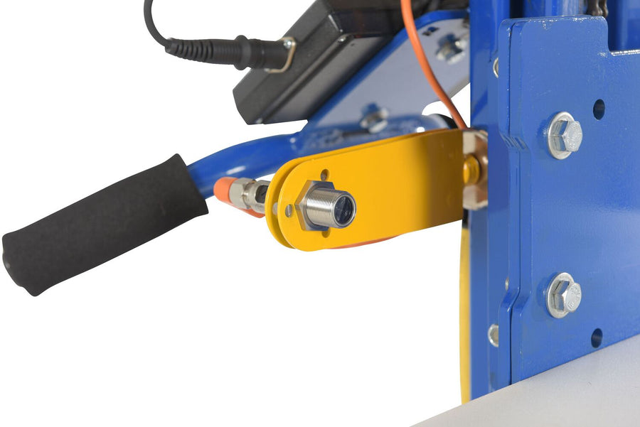 Vestil Steel DC Powered Quick Lift with Auto Height Indexer 175lb Capacity Blue