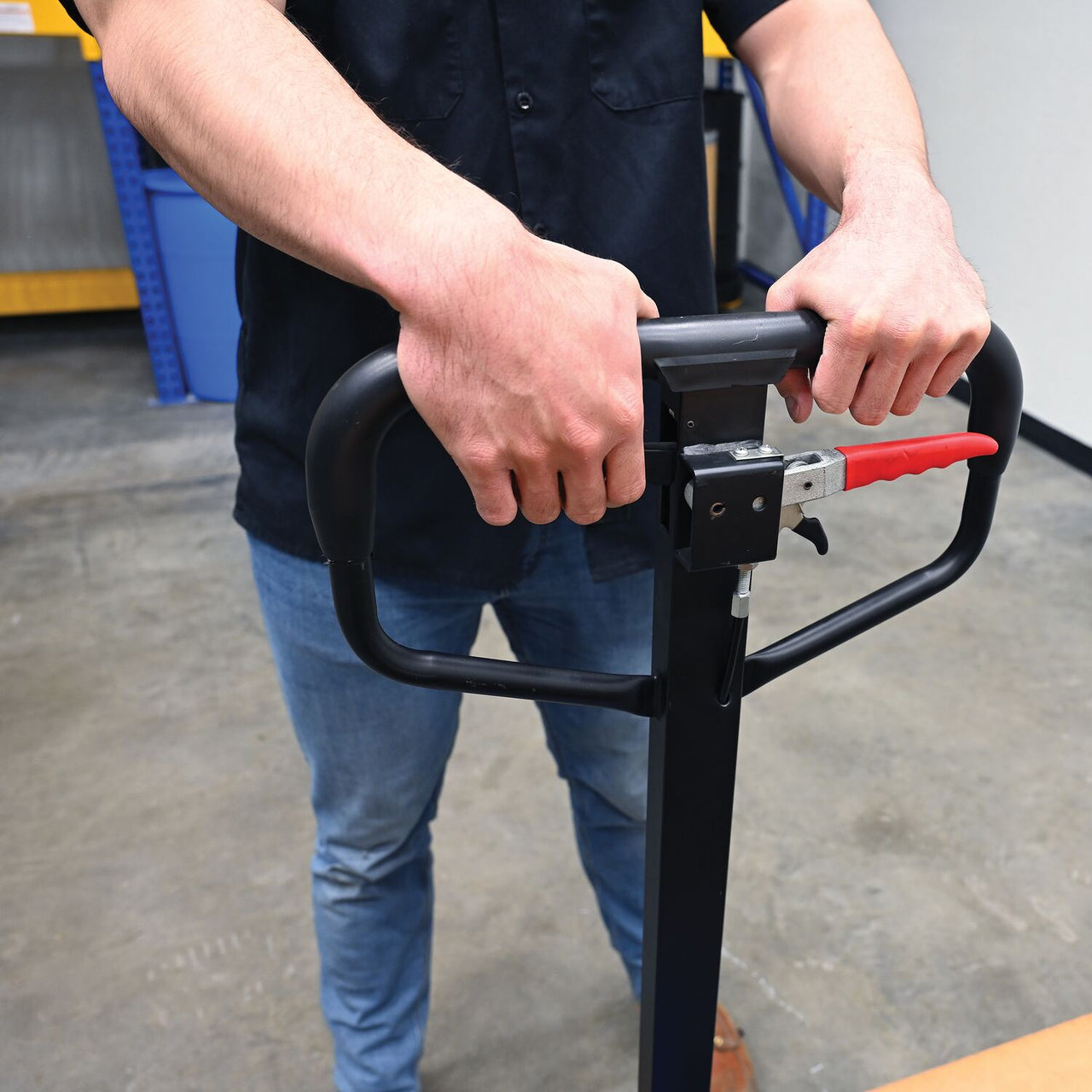 Vestil Steel Ergonomic Power Assist Pallet Truck 27 In. x 48 In. 5000 Lb. Capacity Blue