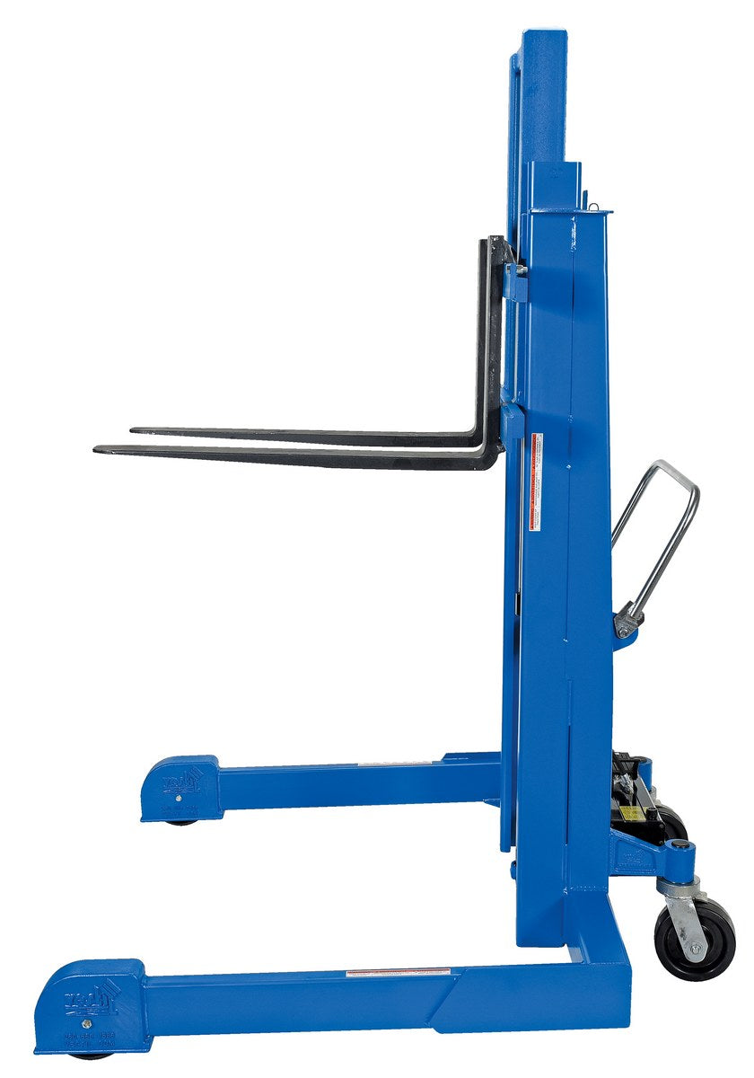 Air/Oil Powered Pallet Master/Server w/ 50" Raised Height