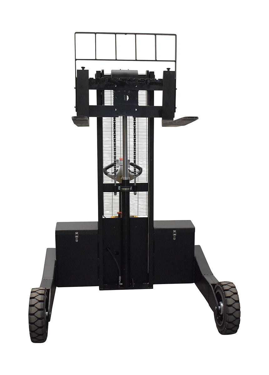 ROUGH TERRAIN STACKER