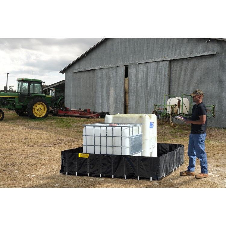 Ultratech Agricultural Spill Containment Berm 10' x 10' x 13"