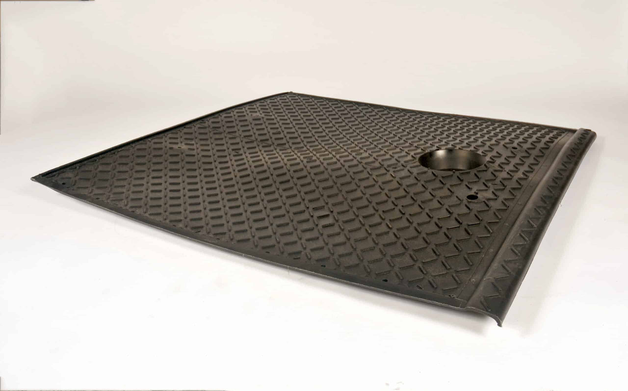 Ultra-Track Pan, Center Module with Grate and Stormwater Feature