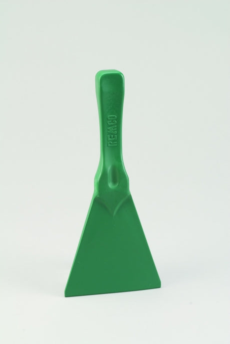 Metal Detectable Large Scraper Green