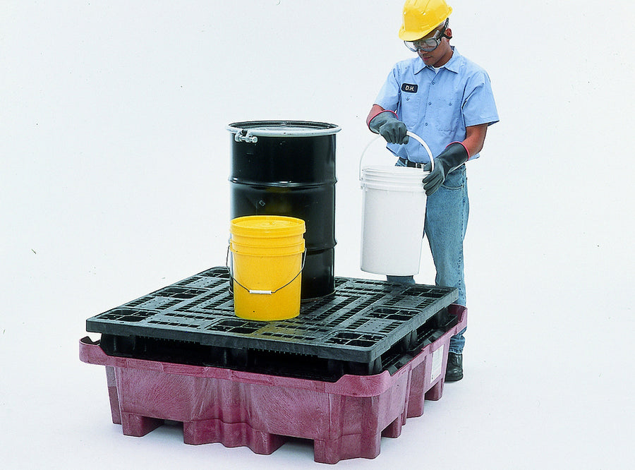 Ultra-SpillKing with Flat Deck Pallet