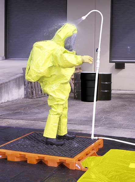 Decon Deck - Gross Rinse Shower